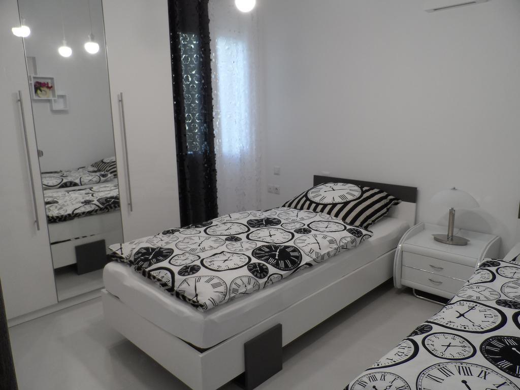 Laura Deluxe Apartment Thessaloniki Exterior photo